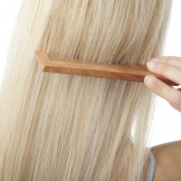 Лечение и восстановление волос в период менопаузы со скидкой в АМД Лаборатории