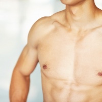 Липосакция грудных желез у мужчин при гинекомастии -25% в МЦ "Леомед"