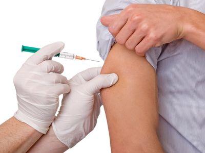 В филиалах семейной клиники "Амеда" появилась вакцина от гриппа